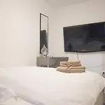 Tina Apartamento *